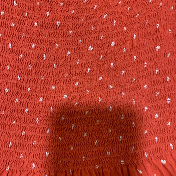 Beautiful off the shoulder,comfortable top.Orange & White. - Picture 4 of 5